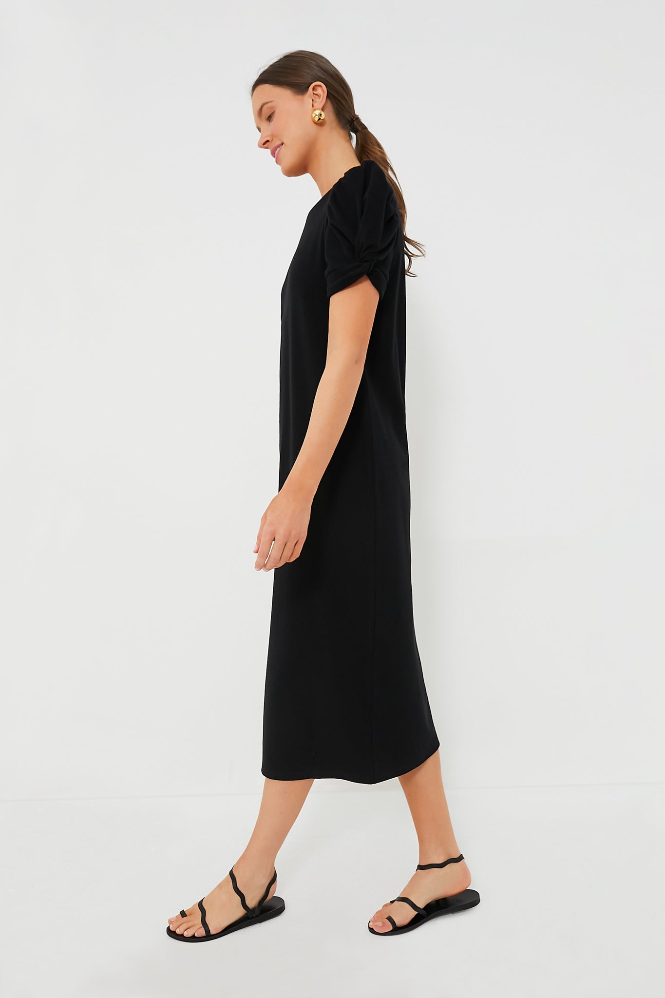 Black Short Sleeve Vesty Midi Dress