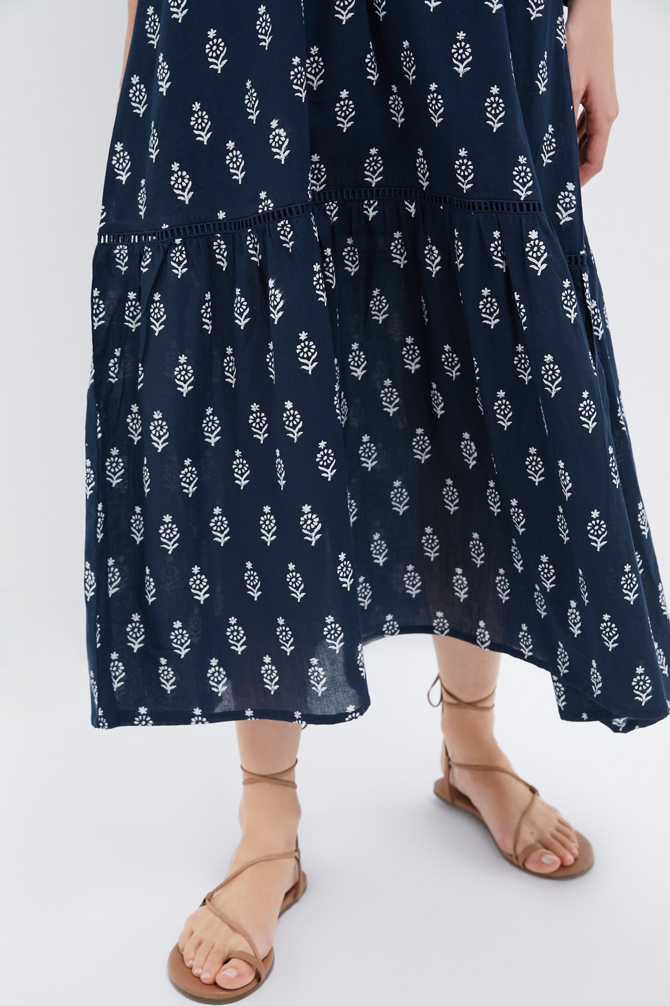 Marguerite 2 Organic Frances 4 V Dress